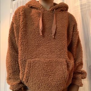 AMERICAN EAGLE oversized sherpa hoodie in honey
